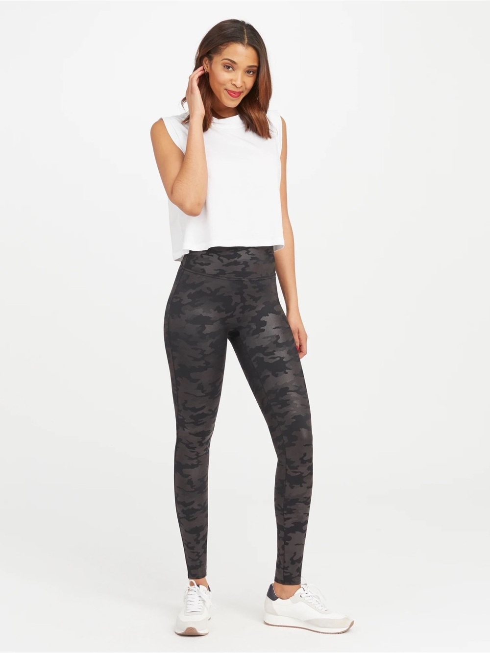 SPANX Shiny Black Camo Leggings Size Large
